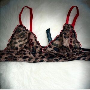 Current Mood Leopard Print Bralette with Red Accents Size Large